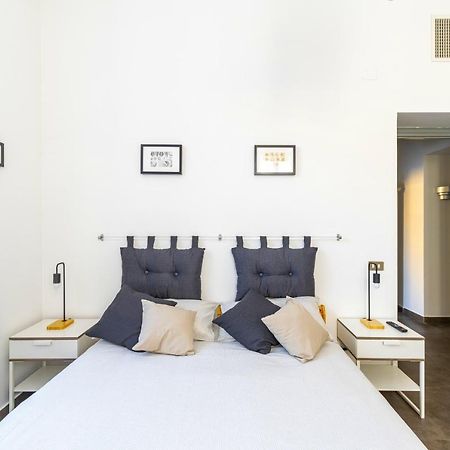 Hostly - Nicole Apartment Volturno- Full Rome Center Exterior foto
