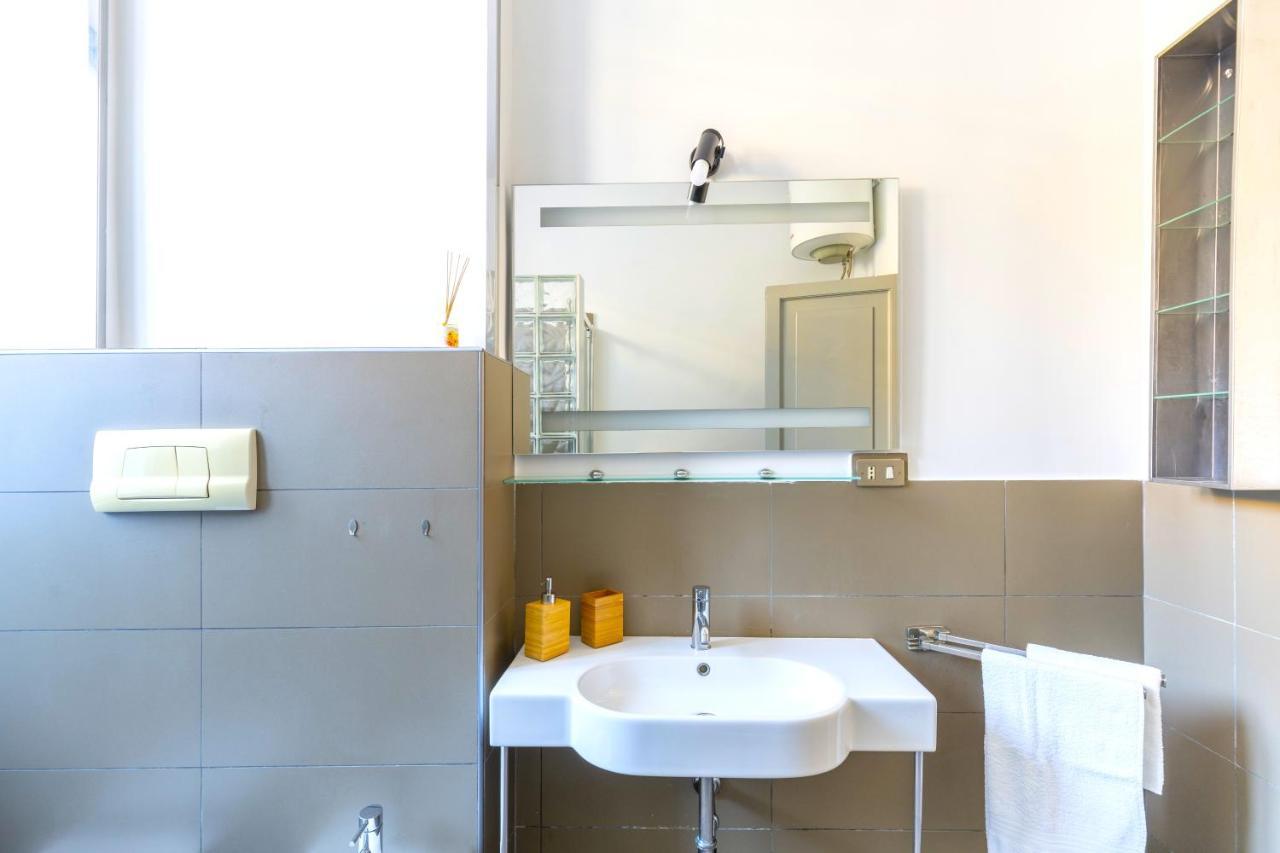 Hostly - Nicole Apartment Volturno- Full Rome Center Exterior foto