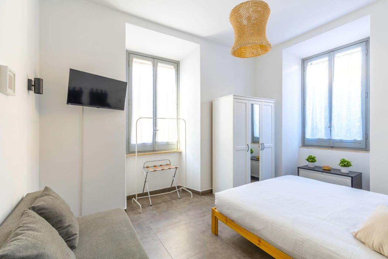 Hostly - Nicole Apartment Volturno- Full Rome Center Exterior foto